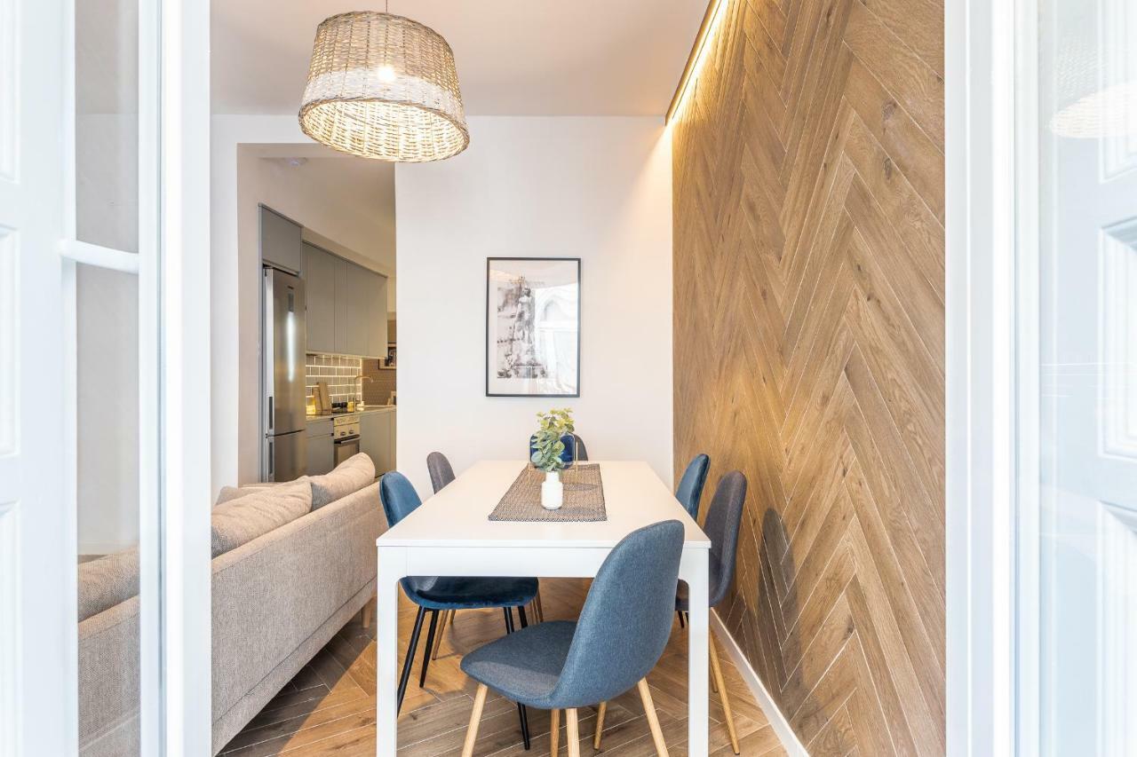 Apartament Waou Gran Via Es Mia - Corta Duracion Madryt Zewnętrze zdjęcie