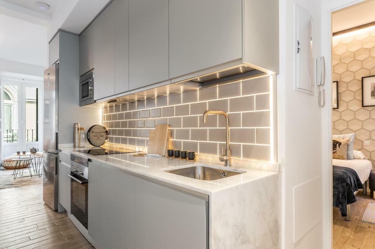 Apartament Waou Gran Via Es Mia - Corta Duracion Madryt Zewnętrze zdjęcie