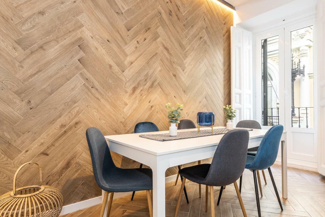 Apartament Waou Gran Via Es Mia - Corta Duracion Madryt Zewnętrze zdjęcie