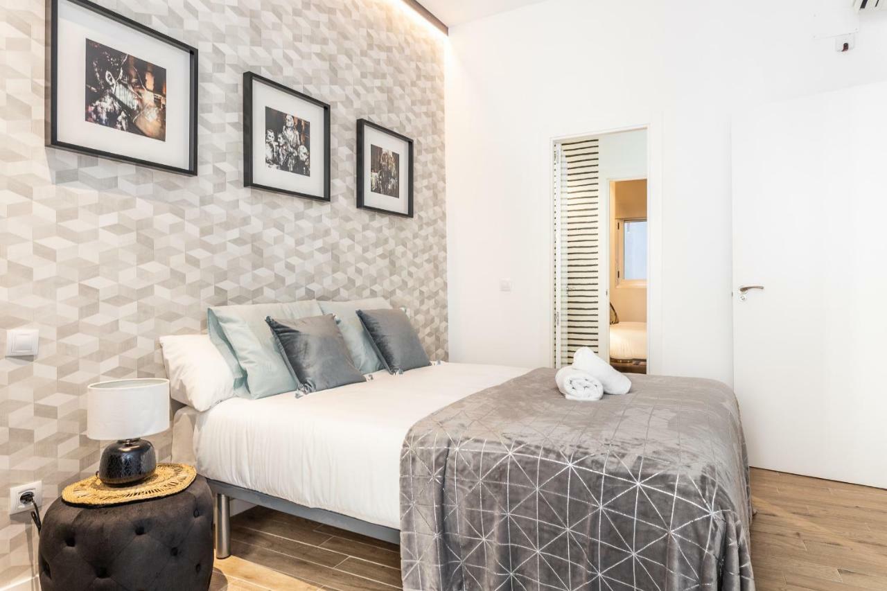 Apartament Waou Gran Via Es Mia - Corta Duracion Madryt Zewnętrze zdjęcie