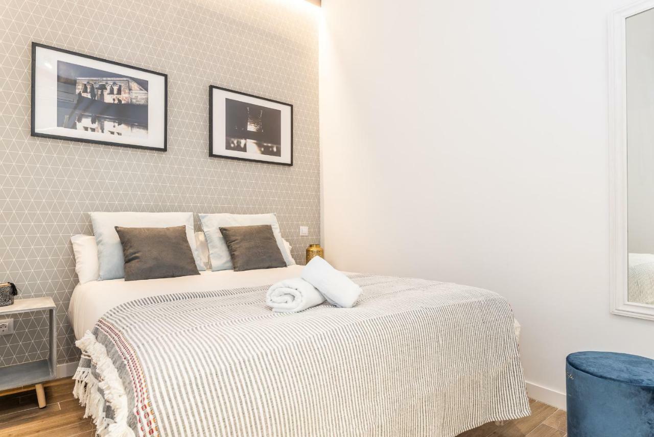 Apartament Waou Gran Via Es Mia - Corta Duracion Madryt Zewnętrze zdjęcie