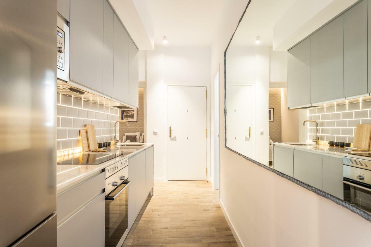 Apartament Waou Gran Via Es Mia - Corta Duracion Madryt Zewnętrze zdjęcie