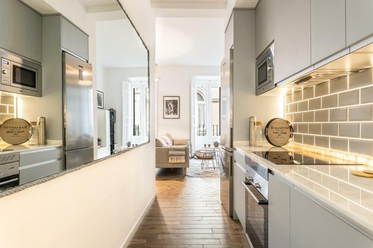 Apartament Waou Gran Via Es Mia - Corta Duracion Madryt Zewnętrze zdjęcie