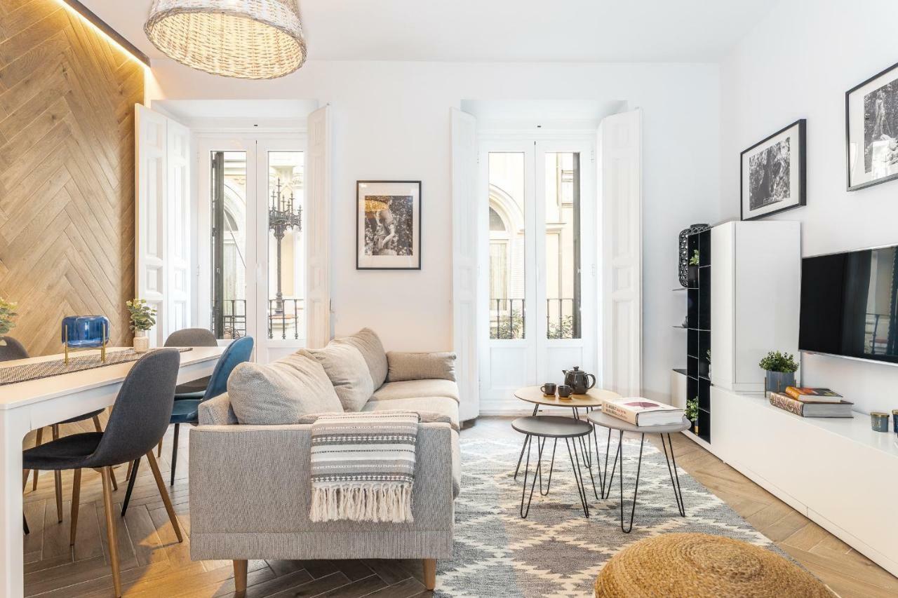 Apartament Waou Gran Via Es Mia - Corta Duracion Madryt Zewnętrze zdjęcie
